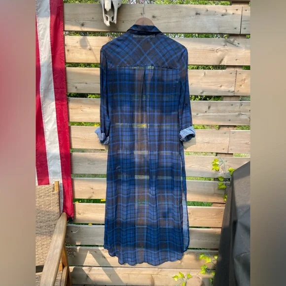 Sheer Maxi Button Down - Picture 3 of 3